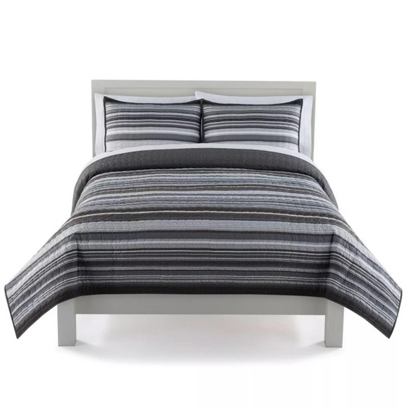 The Big One Bedding The Big One Reversible Quilt Set With Shams